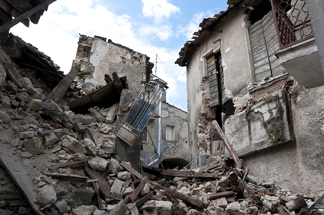 3.‍ Ohrožení a bezpečnost v souvislosti ‌se sny o zemětřesení:‍ Jak se připravit na možné důsledky