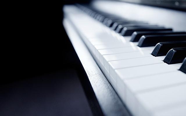 Naučte se interpretovat snovou hudbu klavíru snáře jako zkušený hudebník