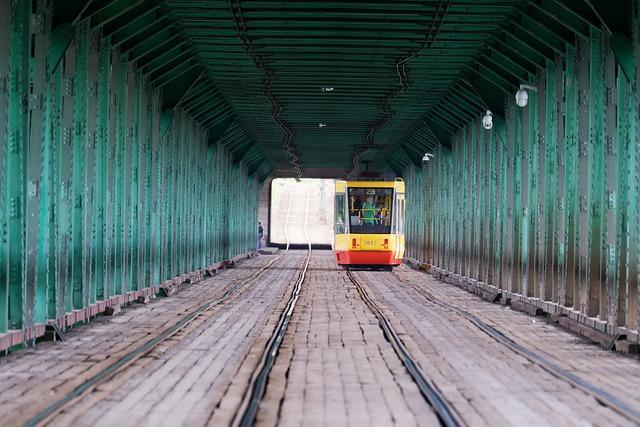 Snář jet tramvají: Jaký význam mají sny o cestování tramvají?