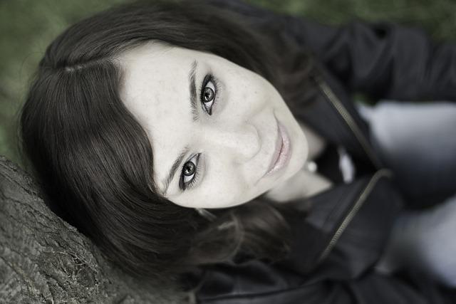 Vyhledávání emocionálních klíčů k porozumění významu snů