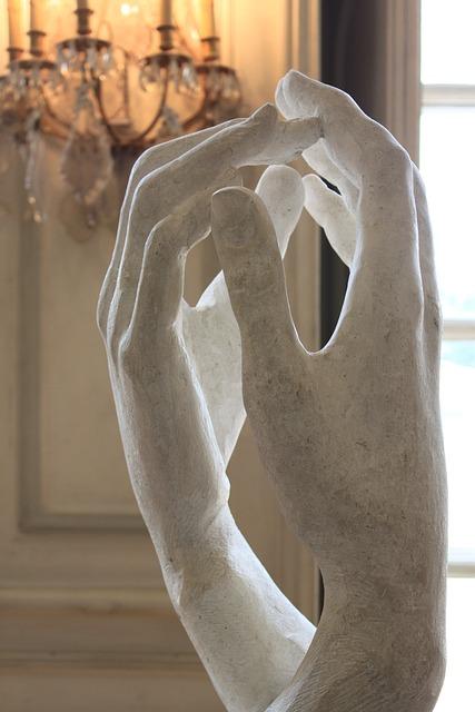 - Rodina v jasných snech o vodě